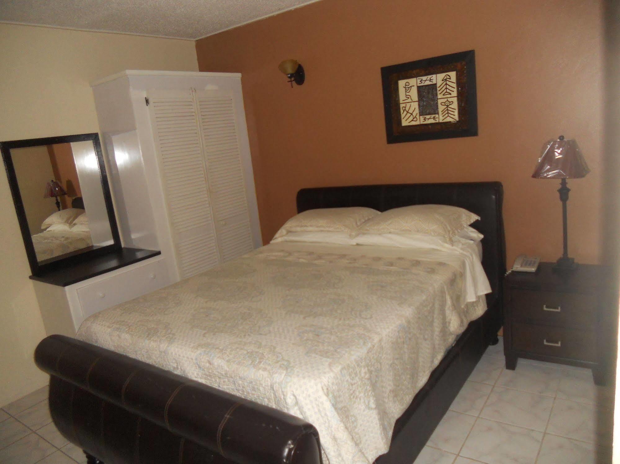 Seaview Inn Basseterre Exterior foto