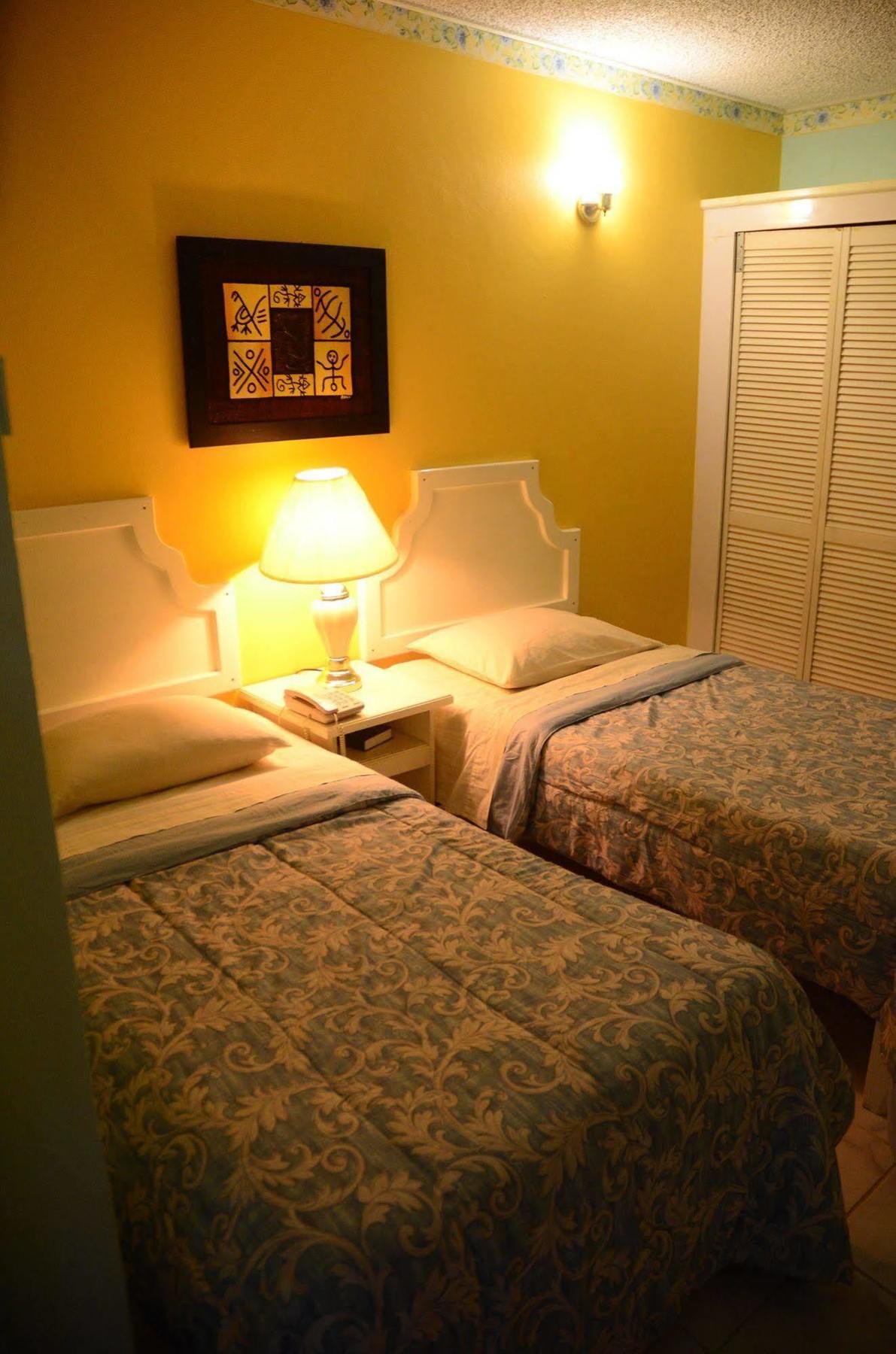 Seaview Inn Basseterre Exterior foto