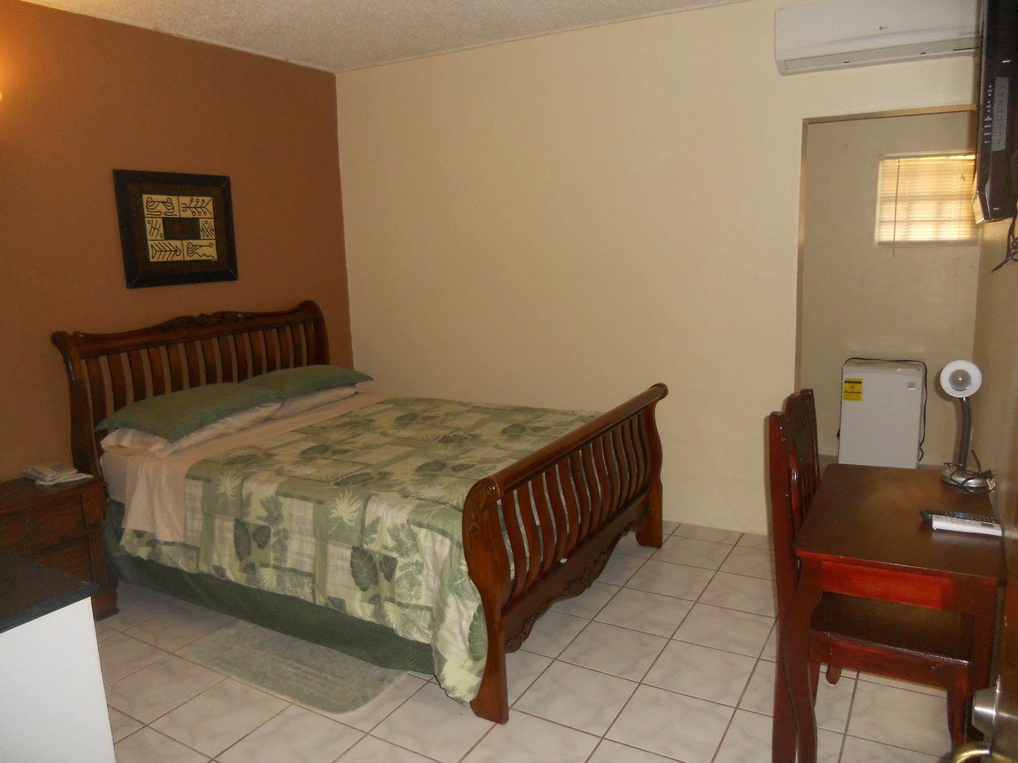 Seaview Inn Basseterre Exterior foto