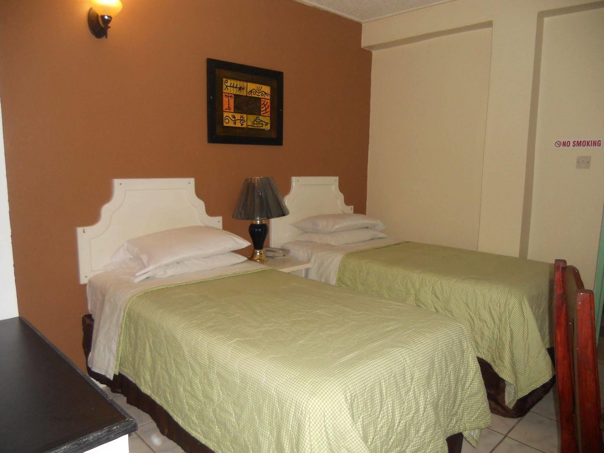 Seaview Inn Basseterre Exterior foto