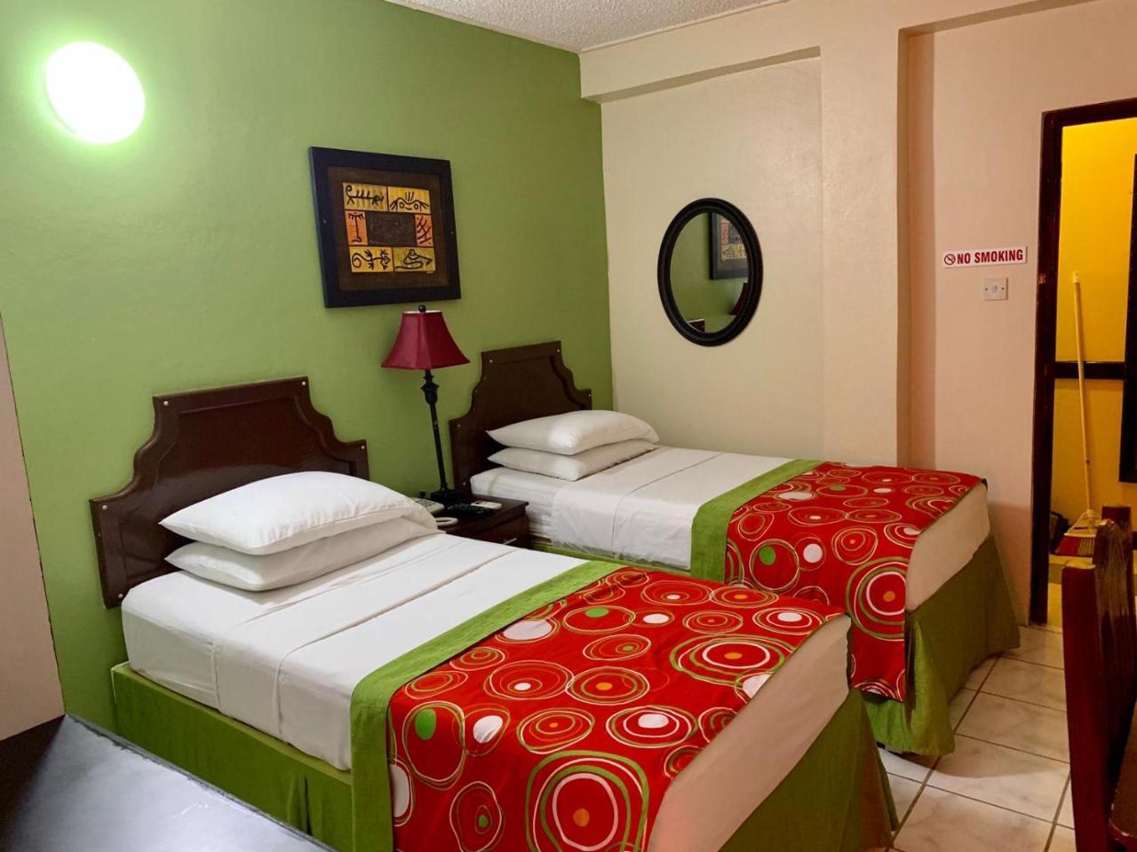 Seaview Inn Basseterre Exterior foto