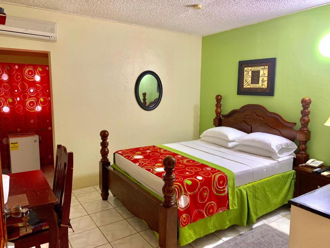 Seaview Inn Basseterre Exterior foto
