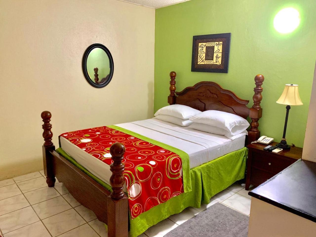 Seaview Inn Basseterre Exterior foto